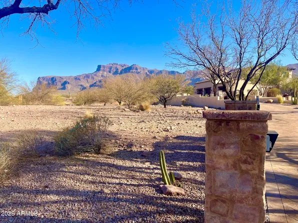 8364 E SUNSET VIEW Drive #18, Gold Canyon, AZ 85118