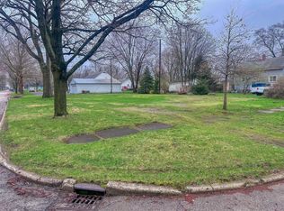 1022 Howard St, Niles, MI 49120