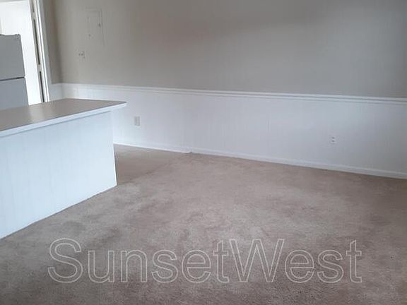 2nd image of 4137 Sunset Ave APT 10