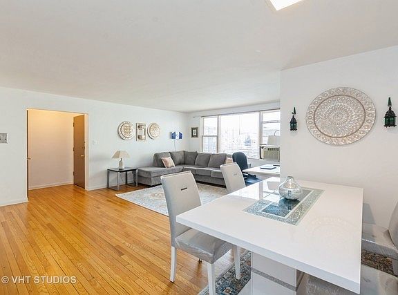 4th image of 6127 N Seeley Ave 2C