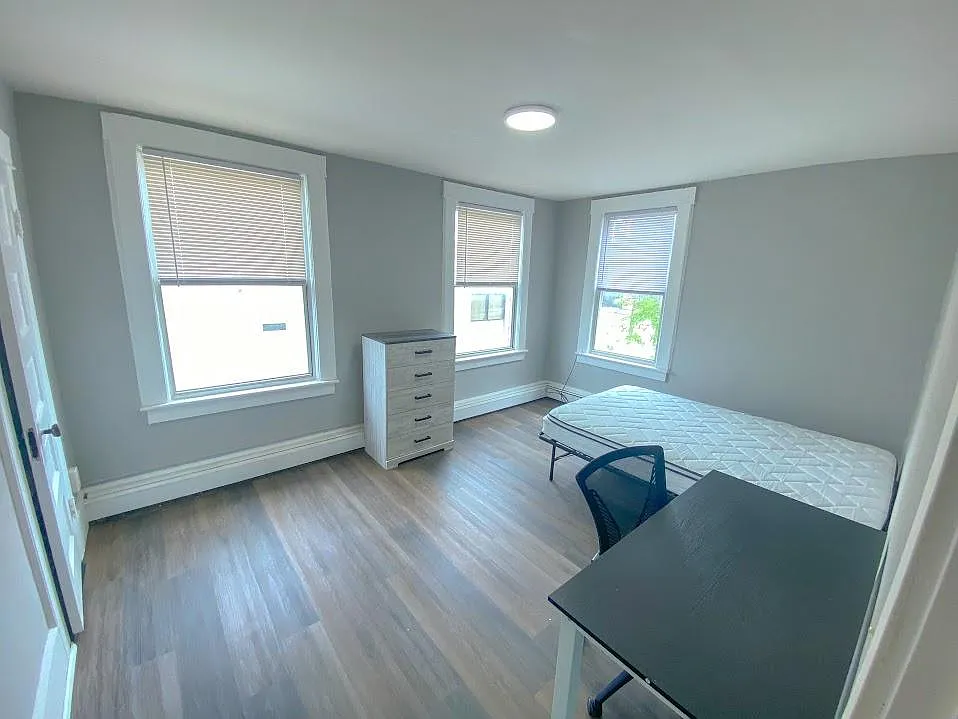 41 Fayette St #2A