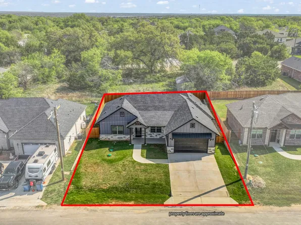 5513 Firewood Trl, Granbury, TX 76048