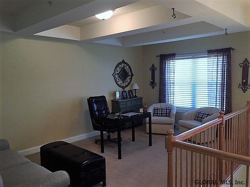 5th image of 306 VLY POINTE Drive