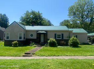 208 W Main Cross St, Greenville, KY 42345