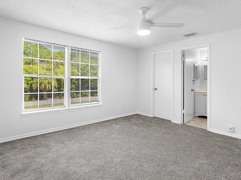 304 Georgian Park Dr — Photo 27