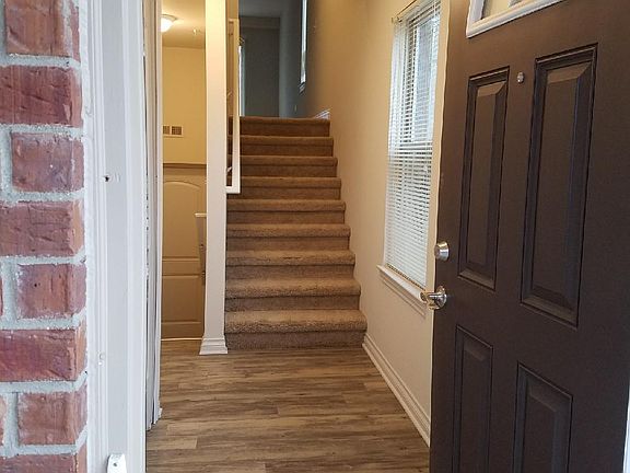 5th image of 3988 Cloverlane Dr