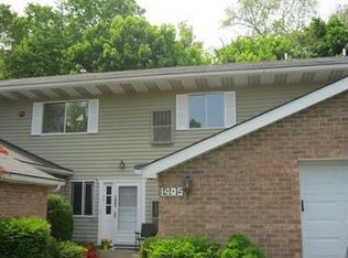 1405 Ramblewood Trl, Cleveland, OH 44121