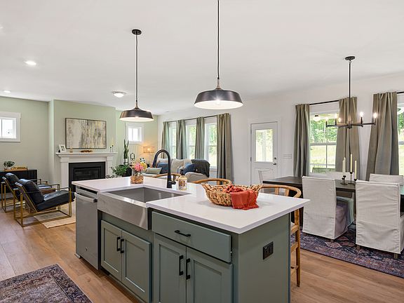 Kitchen, Dining Family Room