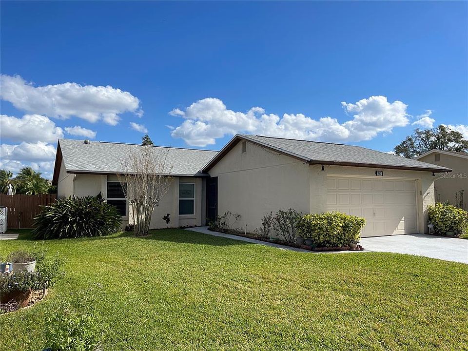 1st image of 3961 CYPRESS LANDING W
