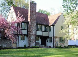 1886 Albany Ave, West Hartford, CT 06117