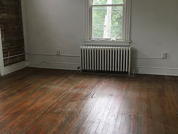 4th image of 20 N Belmont Ave