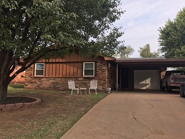 1st image of 608 Highland Dr