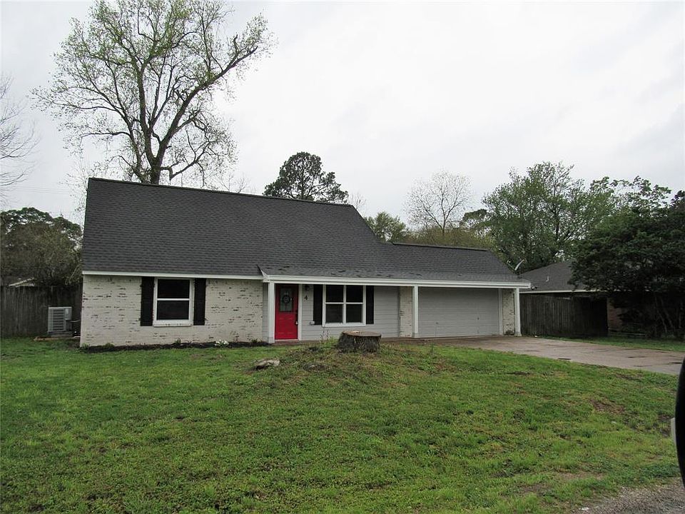 1st image of 4 Hillcrest St