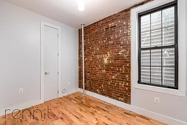 Rented by Rennit Inc.