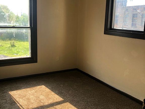 2nd image of 6121 Morton Ave