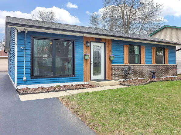 124 Grady Dr, Bolingbrook, IL 60440