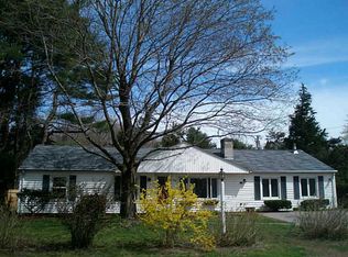 196 Pendar Rd, North Kingstown, RI 02852