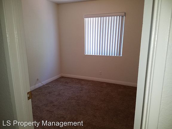 5th image of 13313 Hadley St APT B