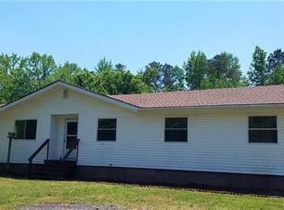 5590 Dilly E Ln, Gloucester, VA 23061