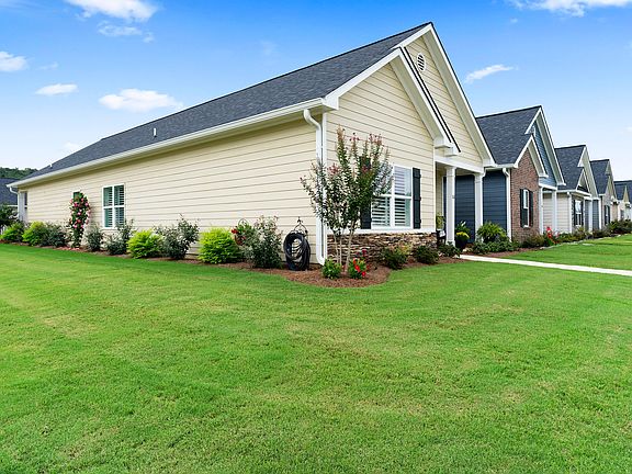 2nd image of 53 Greenway Ln