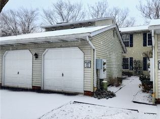 6131 Center St APT 101, Mentor, OH 44060