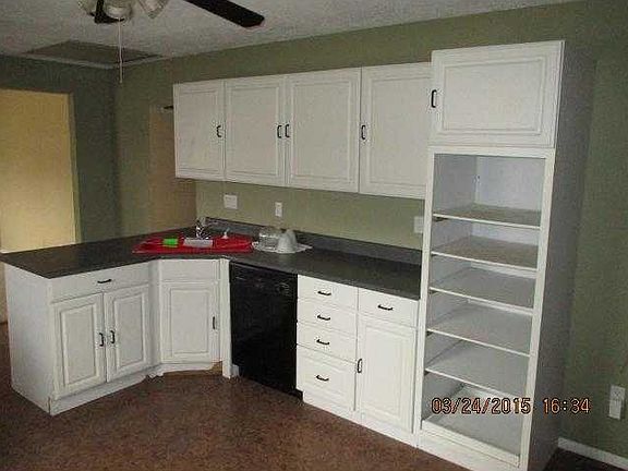 4th image of 5037 W Legrande Ave