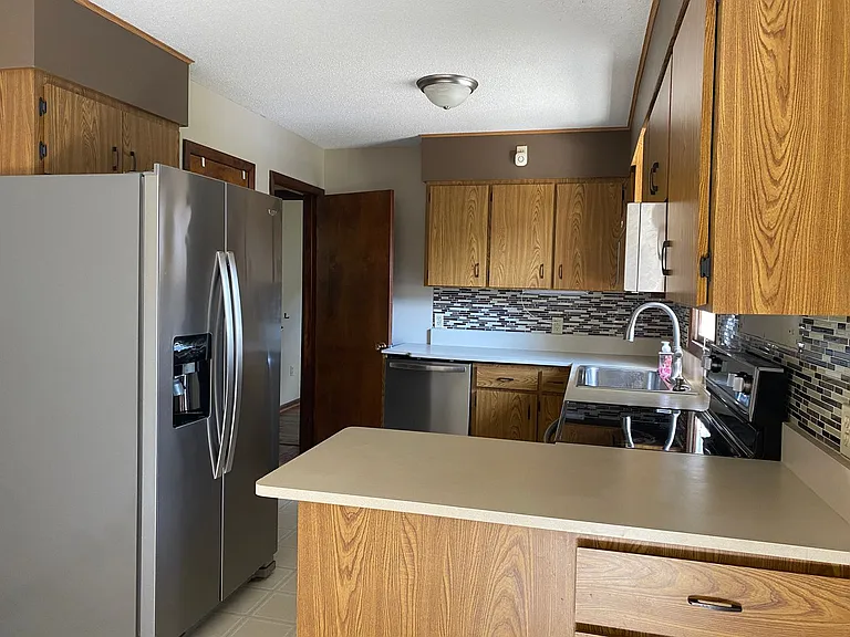 970 Box Ave — Photo 10