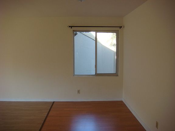 5th image of 4415 Norwalk Dr APT 23