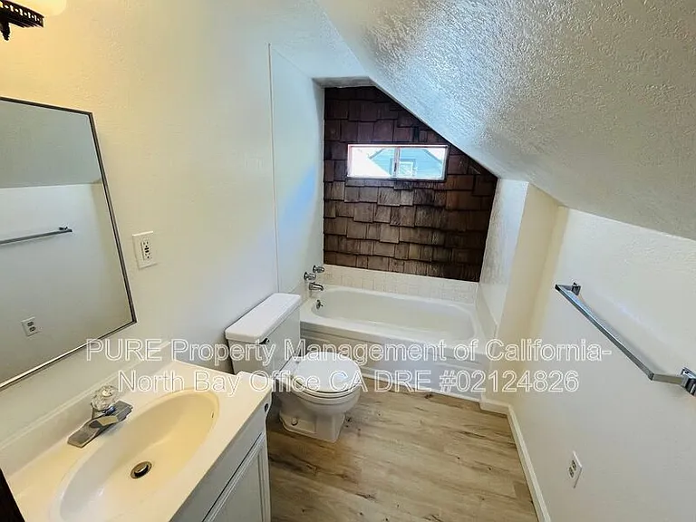 296 Gardens Ave — Photo 13
