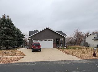 801 7th St NE, Kasson, MN 55944