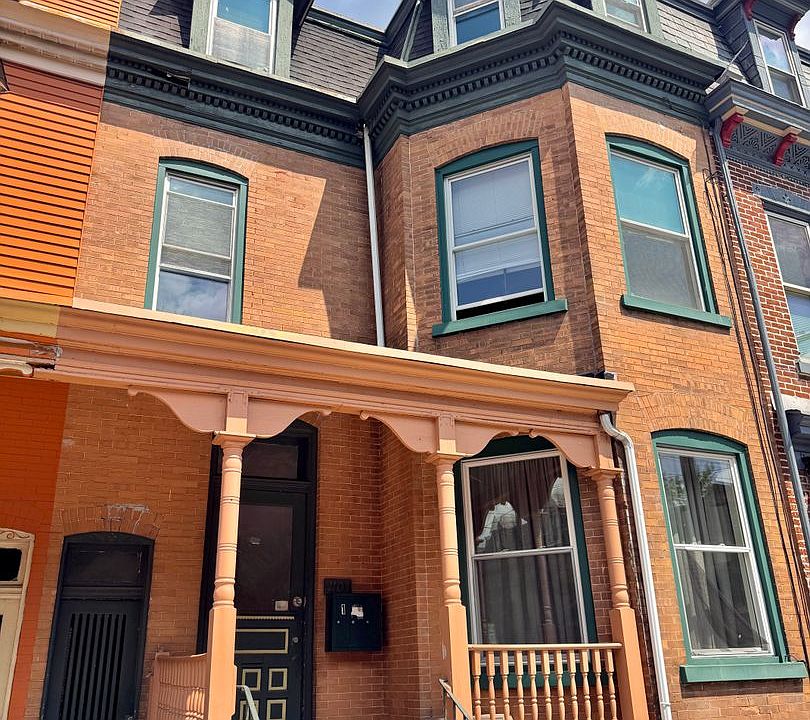 1st image of 1103 W Linden St APT 3