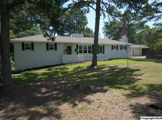 205 Sherwood Dr, Gadsden, AL 35904