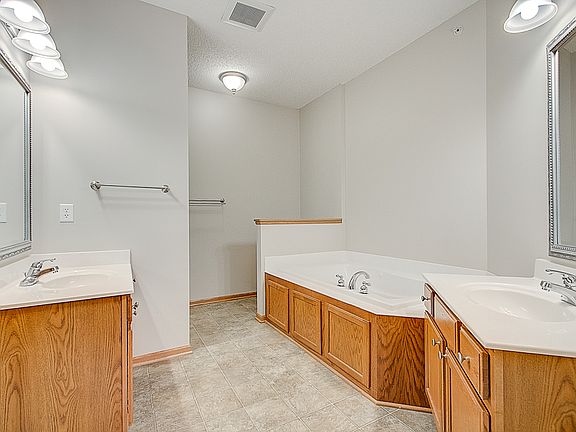 2nd image of 3324 126th Ave NE Unit B