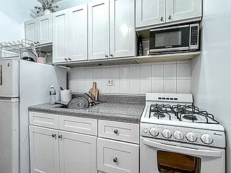 Rented by Metropolitan Property Group