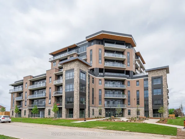 332 Gosling Gdns #402, Guelph, ON N1L 0P8