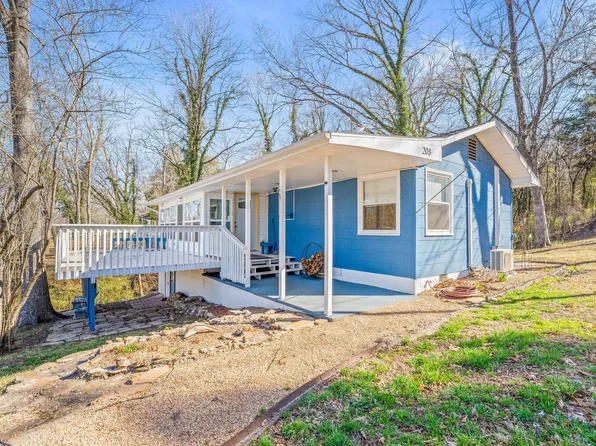 208 Harvard Drive, Forsyth, MO 65653
