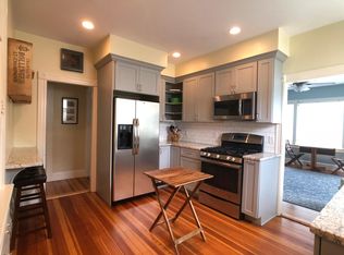 77 Annandale Rd, Newport, RI 02840