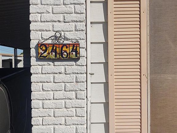 2nd image of 2464 W Del Plata Ln