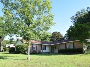 1555 Hillandale Dr, Mobile, AL 36693