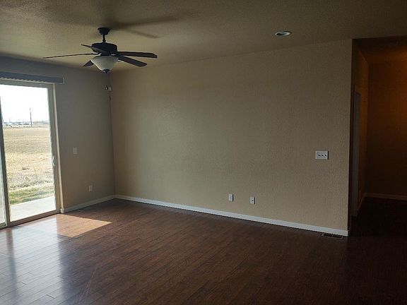 4th image of 688 Dakota Way