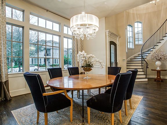 3rd image of 4511 Normandy Ave