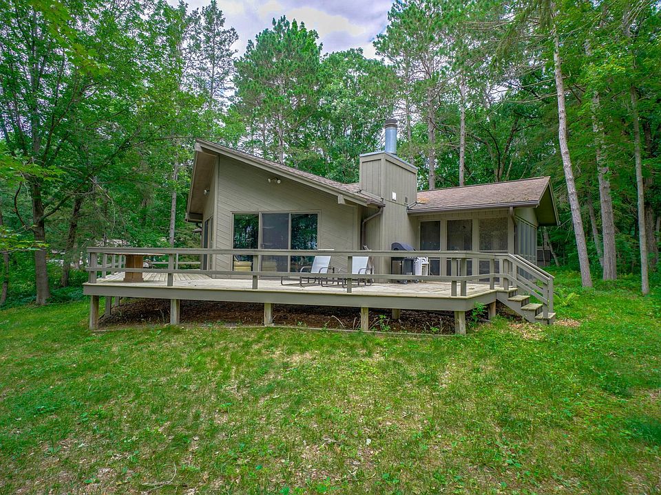 933 Wallace Dr, Amery, WI 54001 Zillow