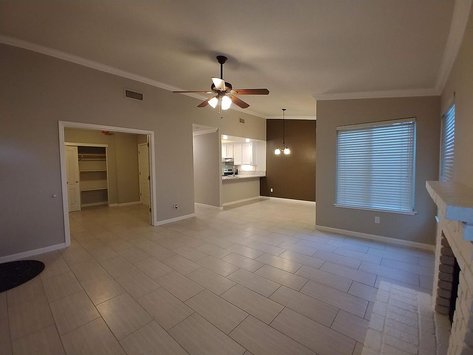 1st image of 3248 Iberian Dr