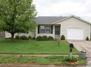 1555 Savage St, Eudora, KS 66025
