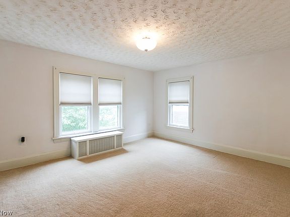 5th image of 781 Thorndale Dr