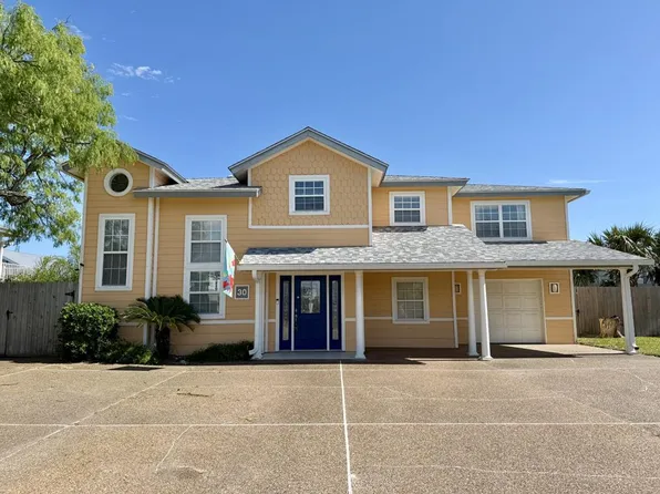 30 Flamingo Rd, Rockport, TX 78382