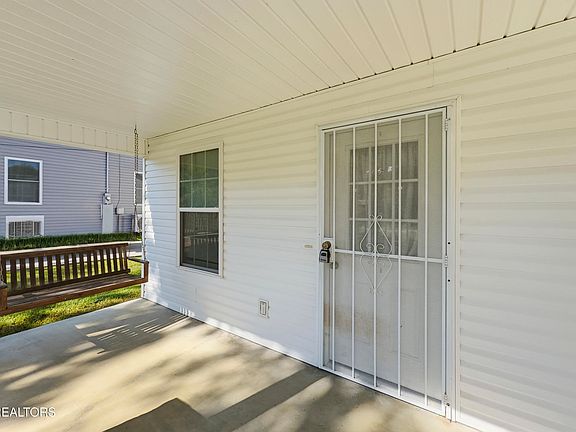 5th image of 2609 Chillicothe St