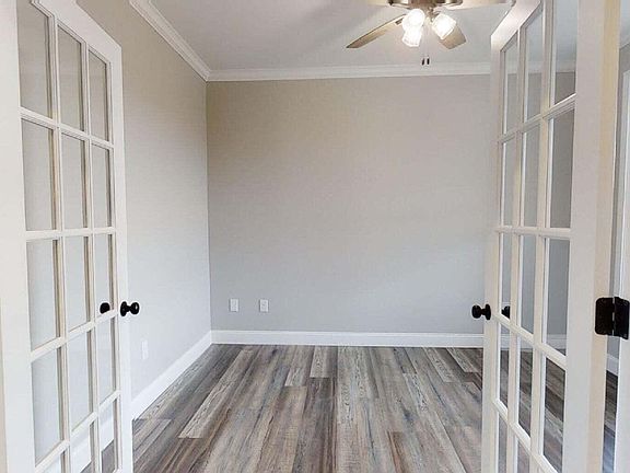 5th image of 409 San Antonio Dr
