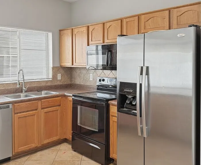 1508 E Heather Dr — Photo 8