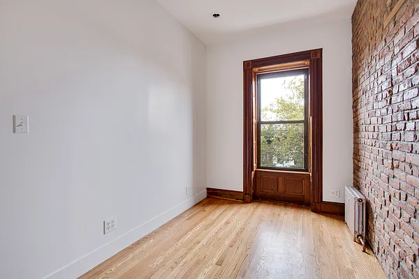 Rented by Highline Residential | media 38